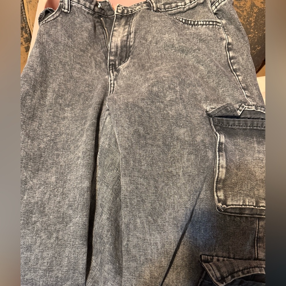 SHEIN Charcoal Wide Leg Jeans